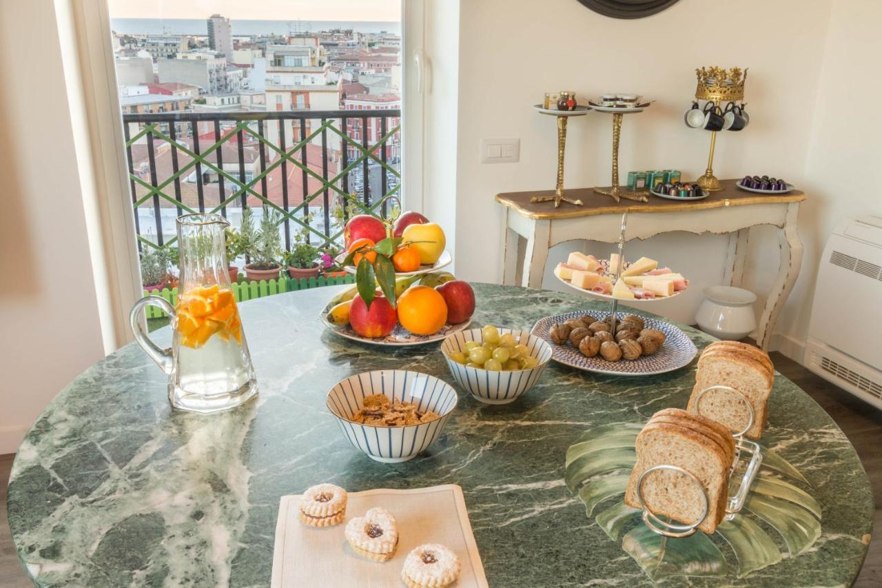 Eleventh Floor Suites Кальярі Екстер'єр фото