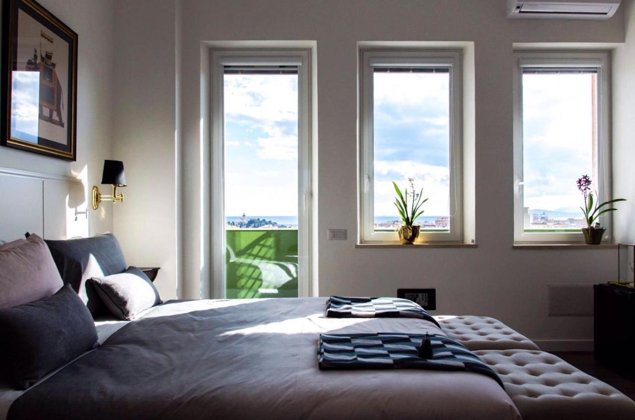 Eleventh Floor Suites Кальярі Екстер'єр фото